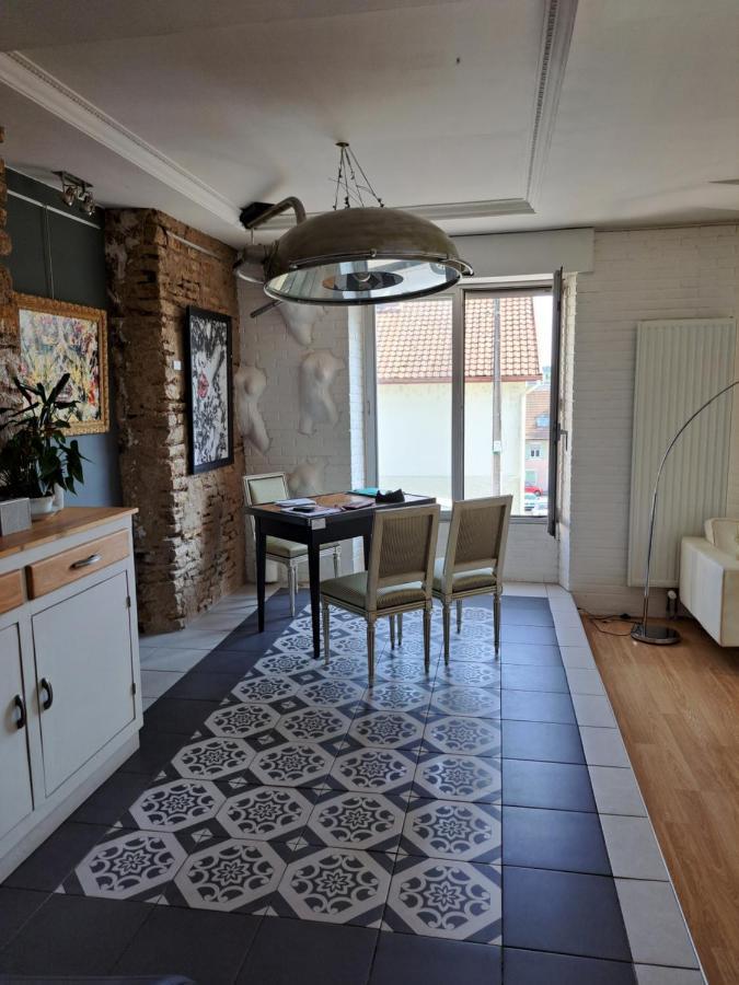 L'Appartement - Chambre Avec Salle De Bains Et Wc Dans Une Galerie D'Art 蒙贝利亚尔 外观 照片